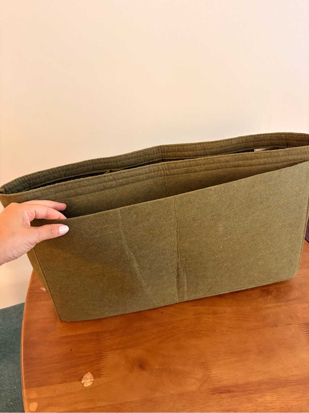 Curves Two Tone Knit Tote (Olive/Lime) (with custom bag insert) - Picture 7 of 10